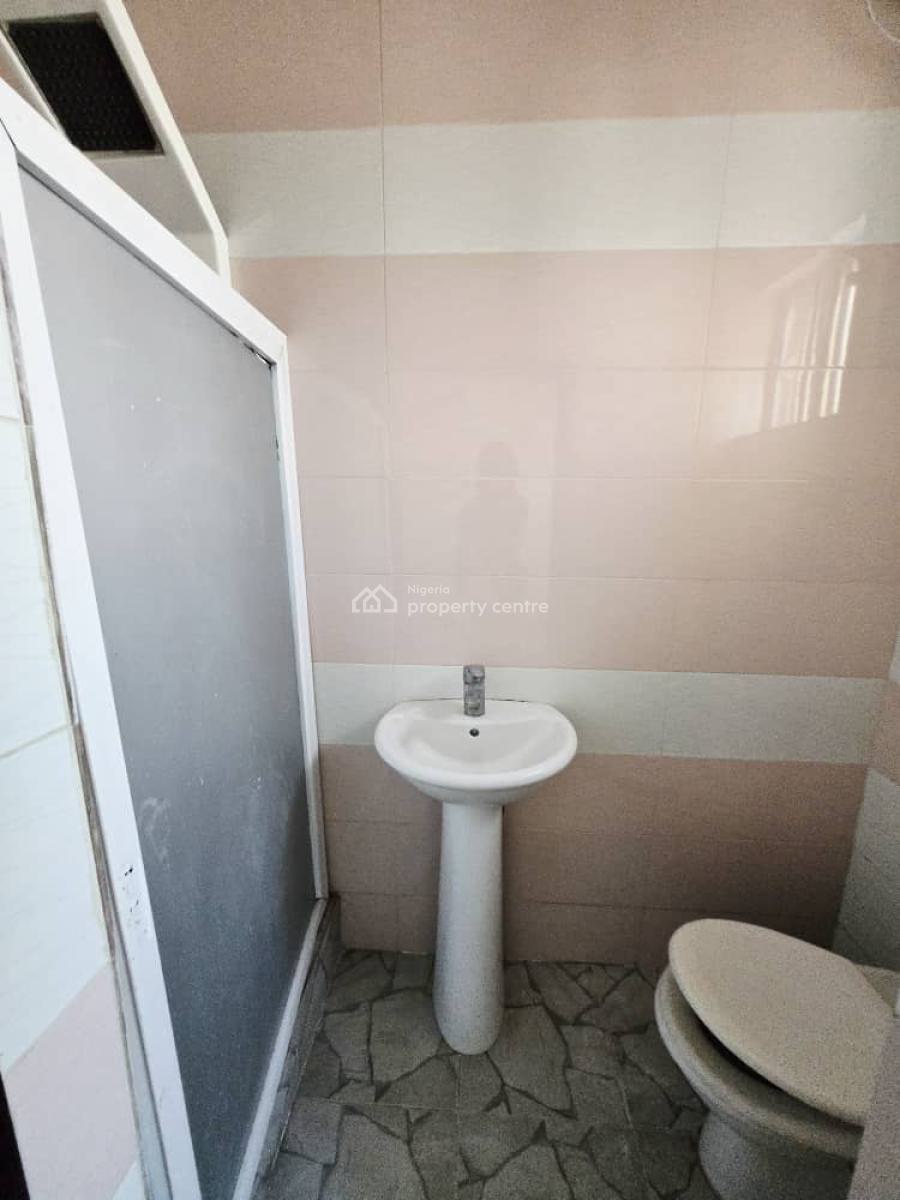 Newly Renovated 4 Bedroom Semi-detached House, Oral Estate, Ikota, Lekki, Lagos, Semi-detached Duplex for Rent