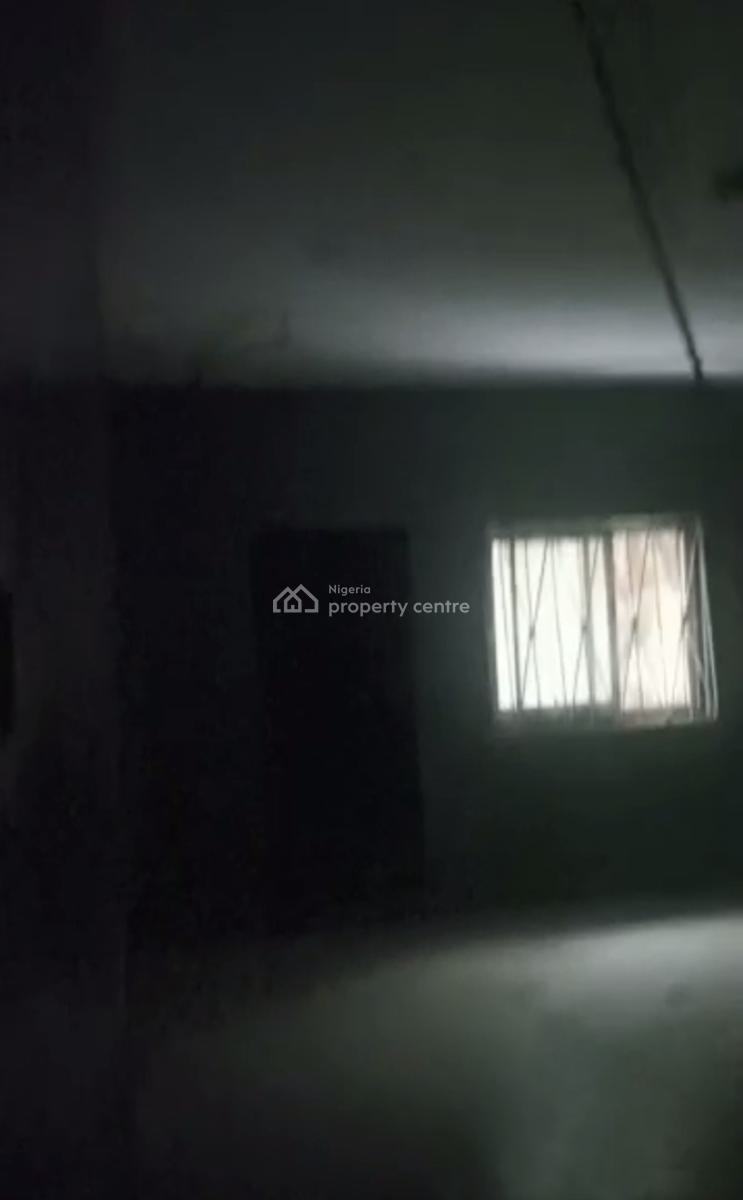 an Open Space, Ogunlana, Surulere, Lagos, Commercial Property for Rent