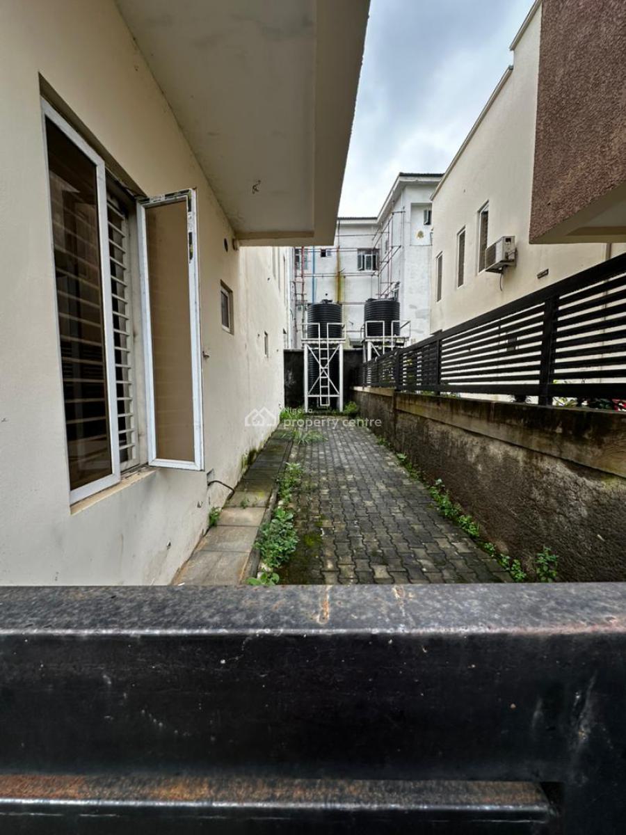 5 Semi Detached Duplex Carcass, Diplomatic Zone., Katampe Extension, Katampe, Abuja, Detached Duplex for Sale