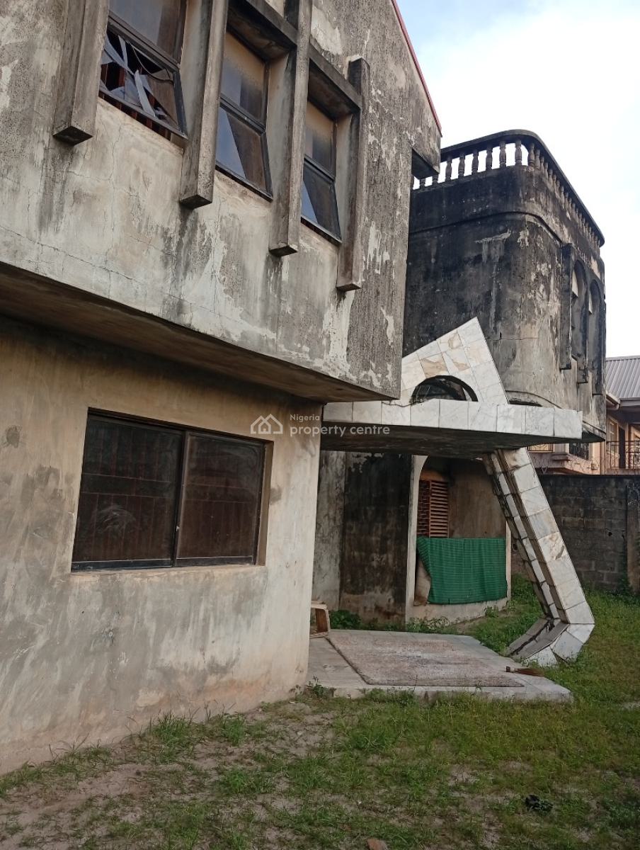 Redevelopable Property on Full Plot, Mobil Estate, Abule-ado, Amuwo Odofin, Lagos, Detached Duplex for Sale