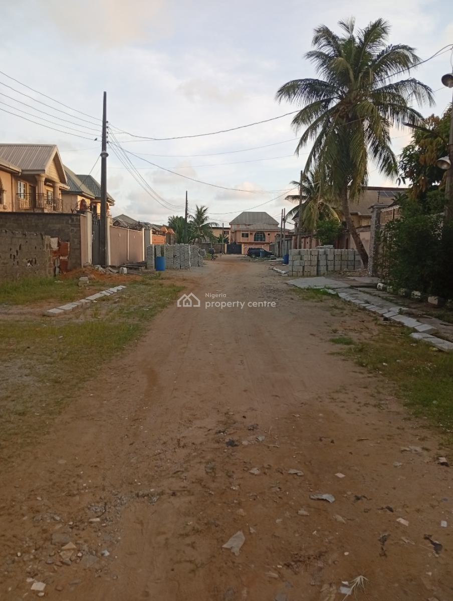 Redevelopable Property on Full Plot, Mobil Estate, Abule-ado, Amuwo Odofin, Lagos, Detached Duplex for Sale