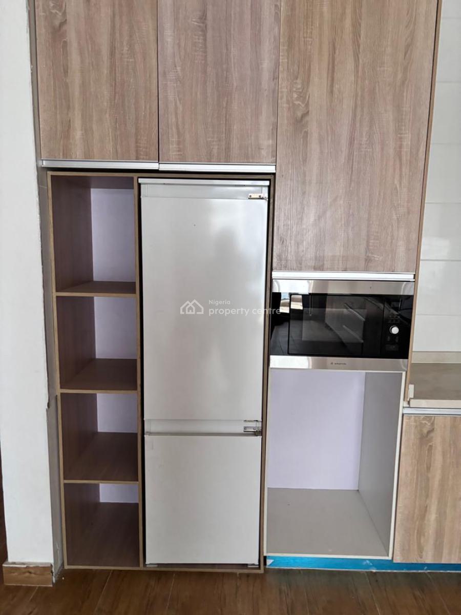 Luxury Newly Build 3-bedroom Flat with Bq, Periwinkle Estate,freedom Way, Lekki Phase 1, Lekki, Lagos, Block of Flats for Sale