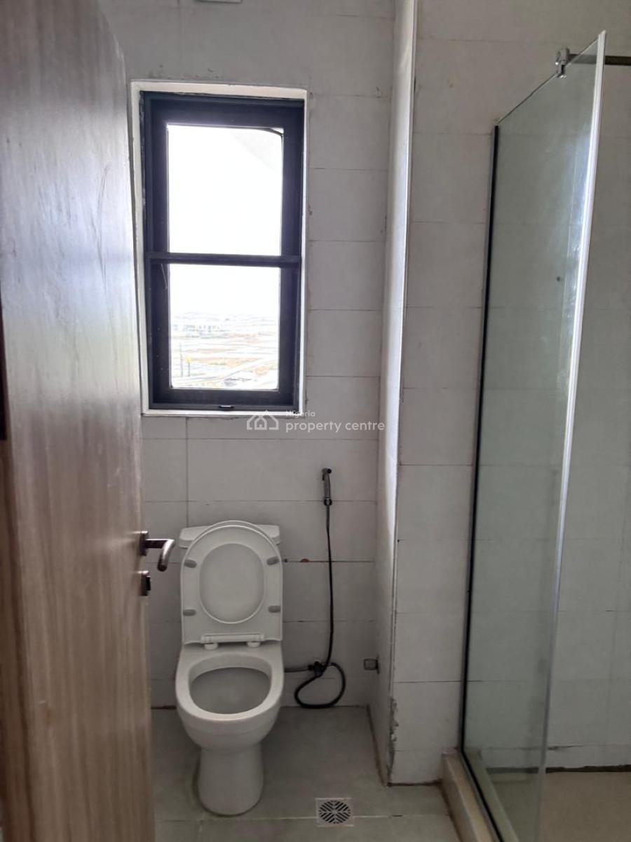 Luxury Newly Build 3-bedroom Flat with Bq, Periwinkle Estate,freedom Way, Lekki Phase 1, Lekki, Lagos, Block of Flats for Sale
