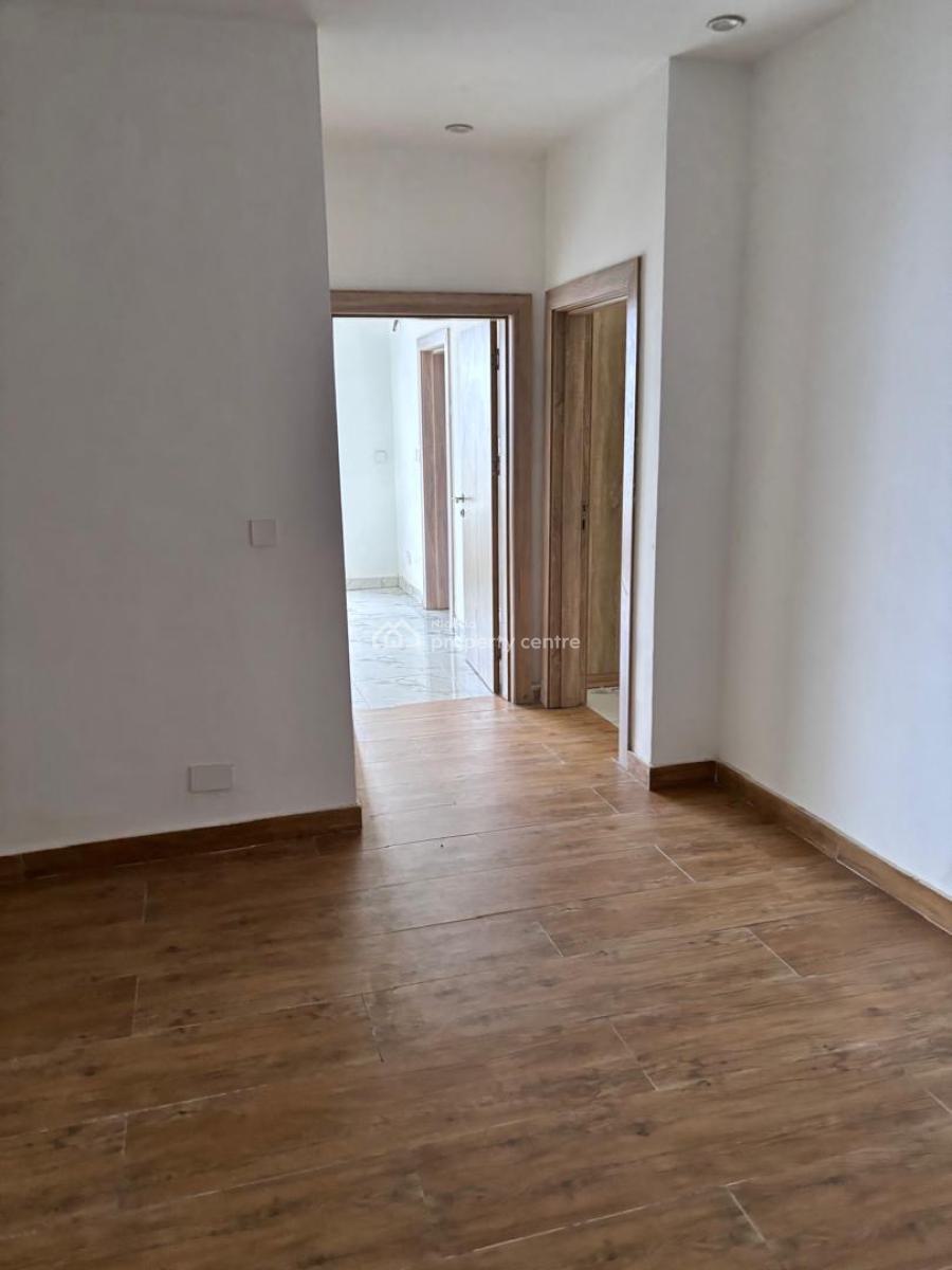 Luxury Newly Build 3-bedroom Flat with Bq, Periwinkle Estate,freedom Way, Lekki Phase 1, Lekki, Lagos, Block of Flats for Sale