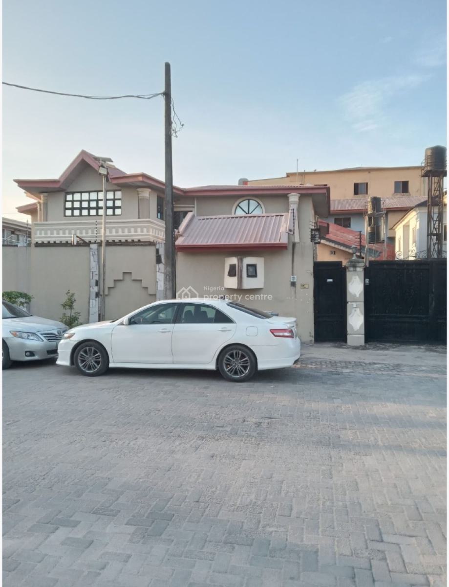 a Roomself Contained, Ikota, Lekki, Lagos, Flat / Apartment for Rent