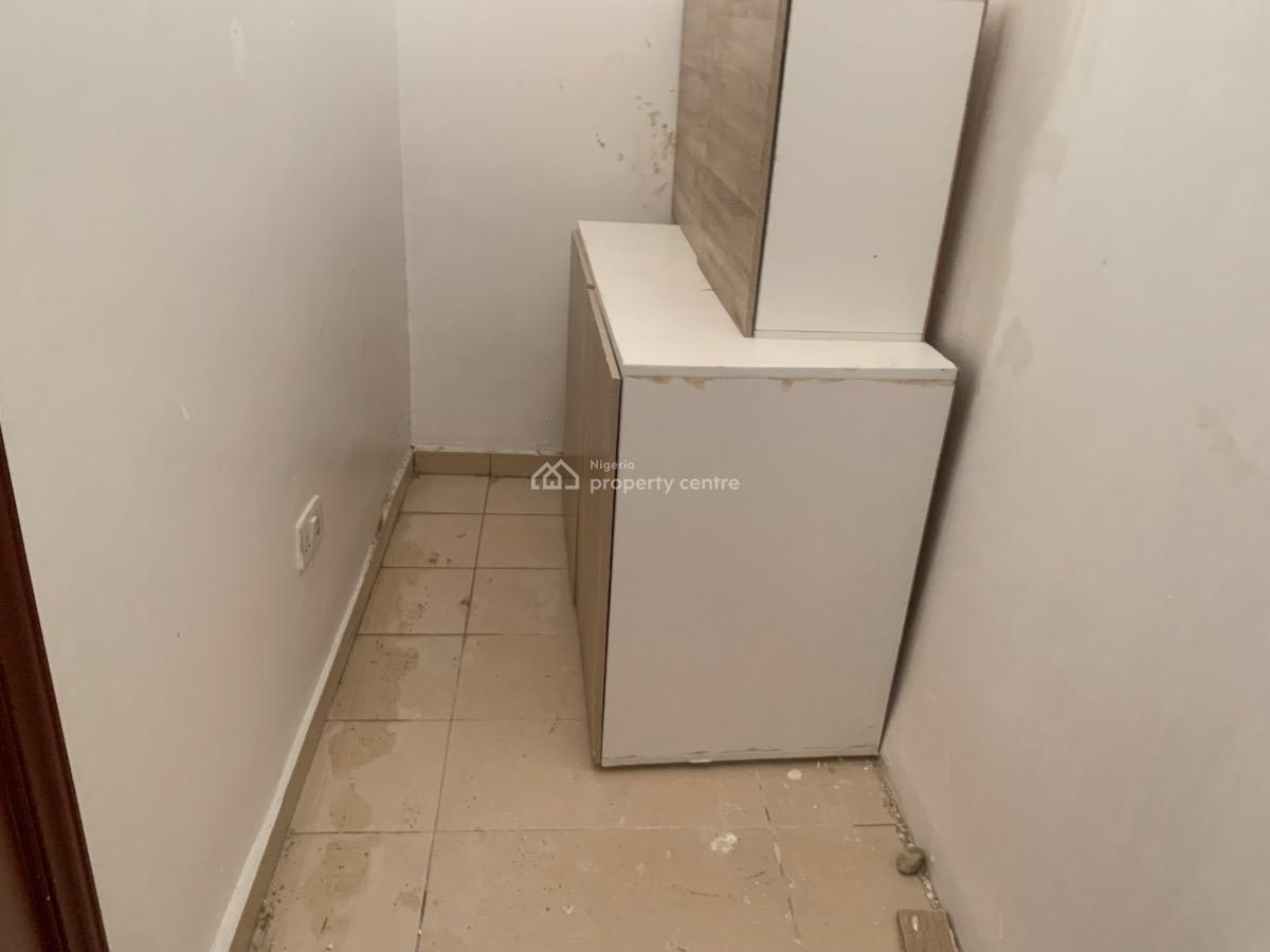 Self Contain, Paradise 3 Estate, Chevron Drive, Lekki, Lagos, Self Contain (single Rooms) for Rent