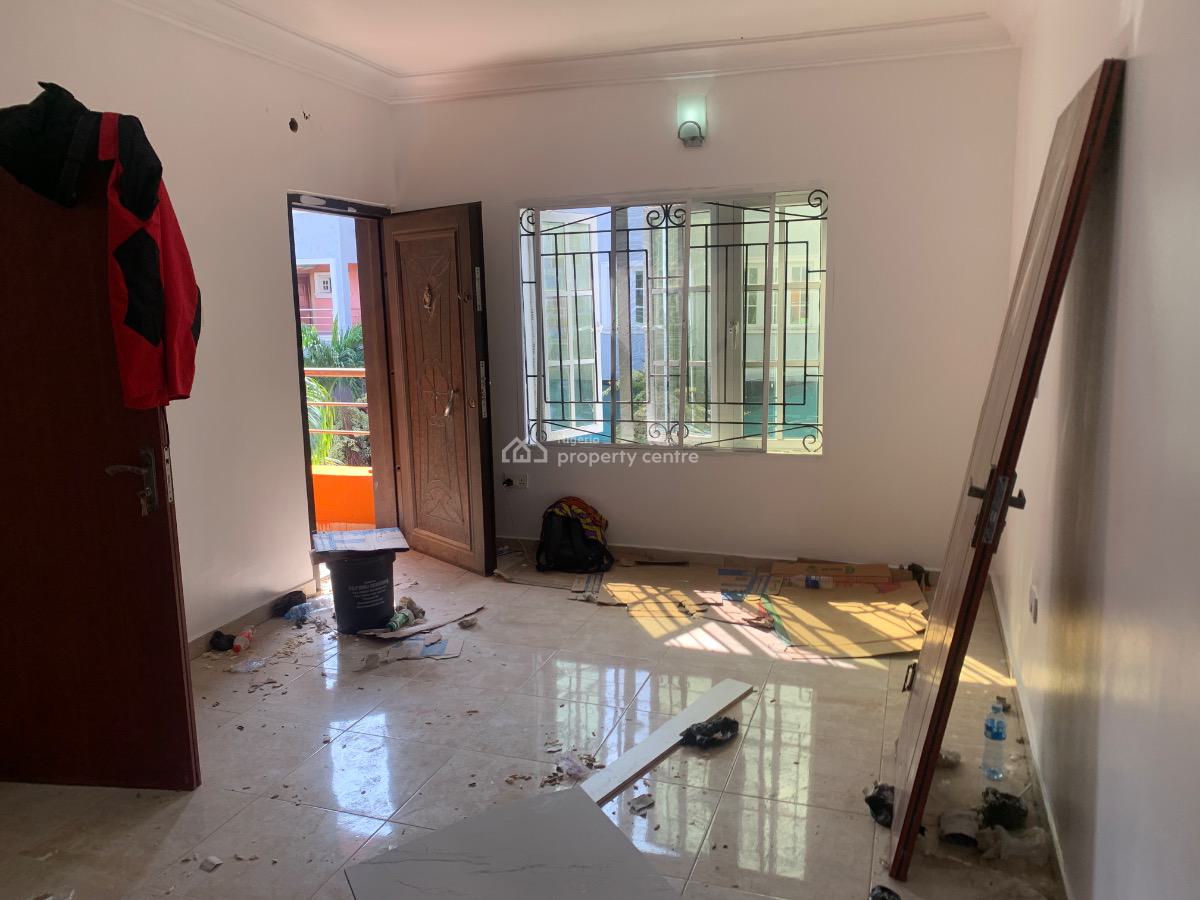 Self Contain, Paradise 3 Estate, Chevron Drive, Lekki, Lagos, Self Contain (single Rooms) for Rent