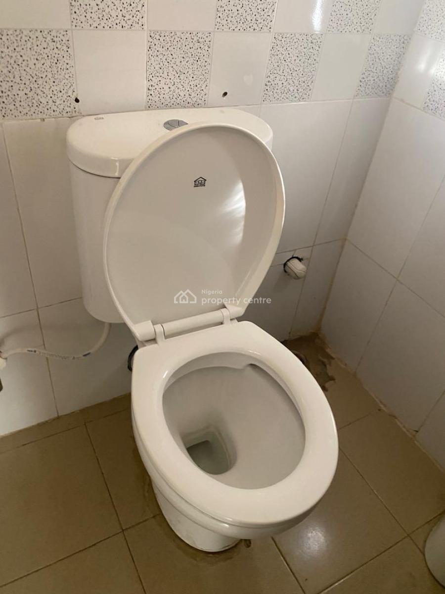 Beautifully Renovated 3 Bedroom Duplex, Gra Phase 1, Magodo, Lagos, Detached Duplex for Rent