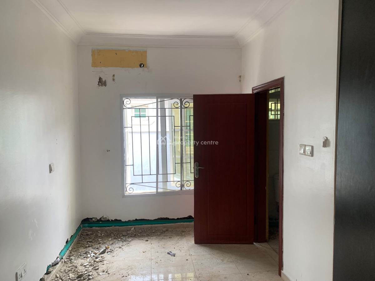 Self Contain, Paradise 3 Estate Chevron Drive, Lekki, Lagos, Self Contain (single Rooms) for Rent