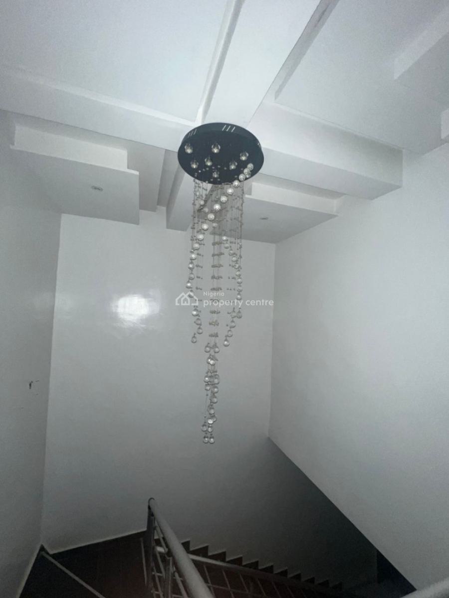 Luxury 3 Bedroom Maisonette, Lekki Right, Lekki Phase 1, Lekki, Lagos, Flat / Apartment for Rent