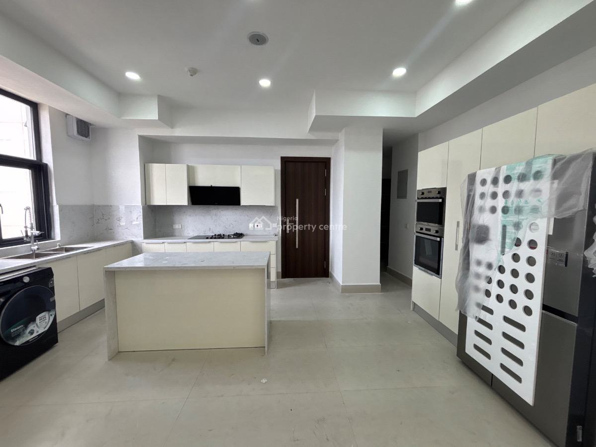 Newly Built 3 Bedroom Apartment with Maids Room and More, Lekki Phase 1, Lekki, Lagos, Flat / Apartment for Sale