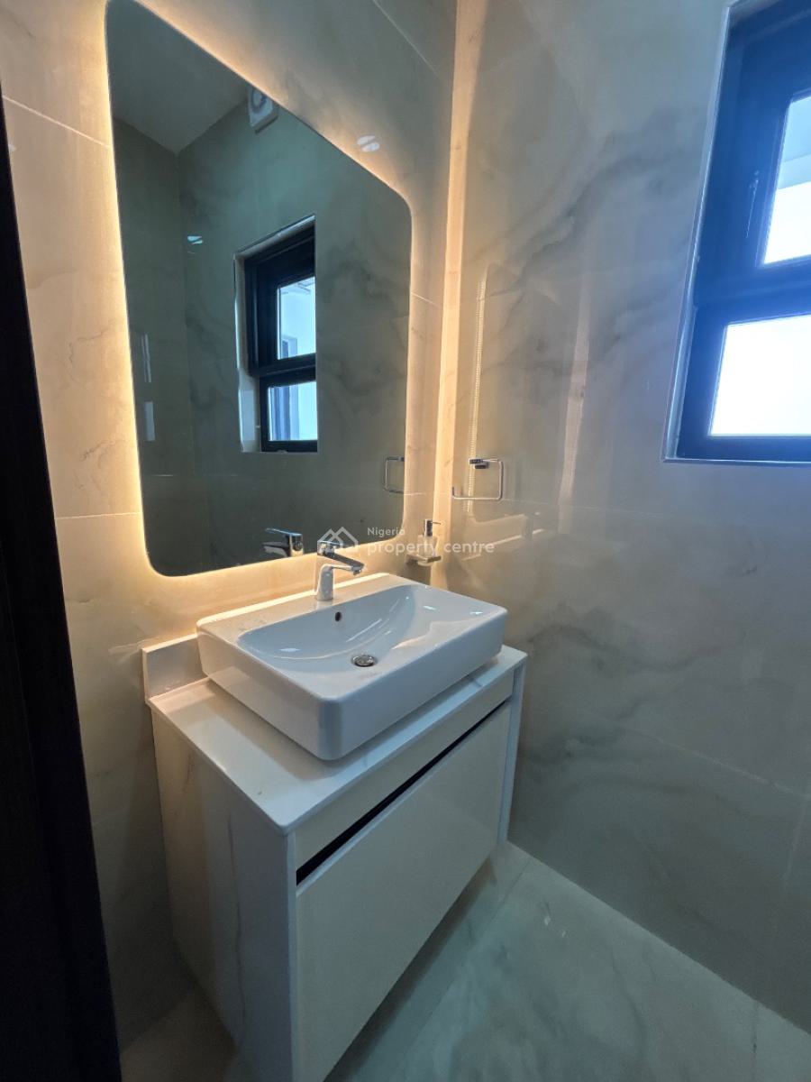 Newly Built 3 Bedroom Apartment with Maids Room and More, Lekki Phase 1, Lekki, Lagos, Flat / Apartment for Sale