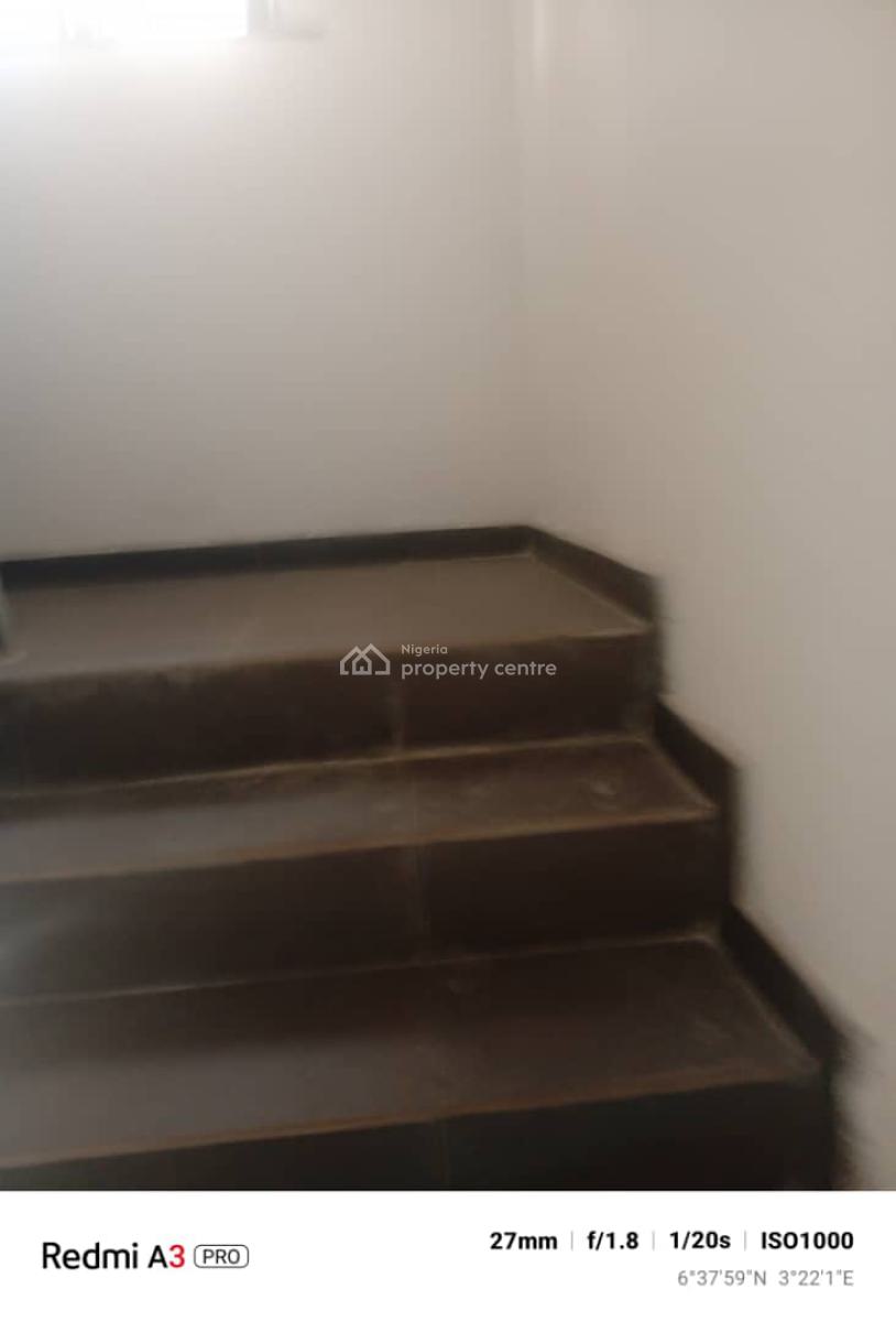 Newly Renovated 2 Bedroom Flat with All Rooms Ensuite, Omole Phase 2, Ikeja, Lagos, Flat / Apartment for Rent