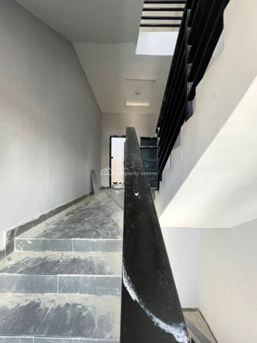 Lovely 2 Bedroom Serviced Apartment in a Secure Estate, Ologolo, Lekki, Lagos, Flat / Apartment for Sale