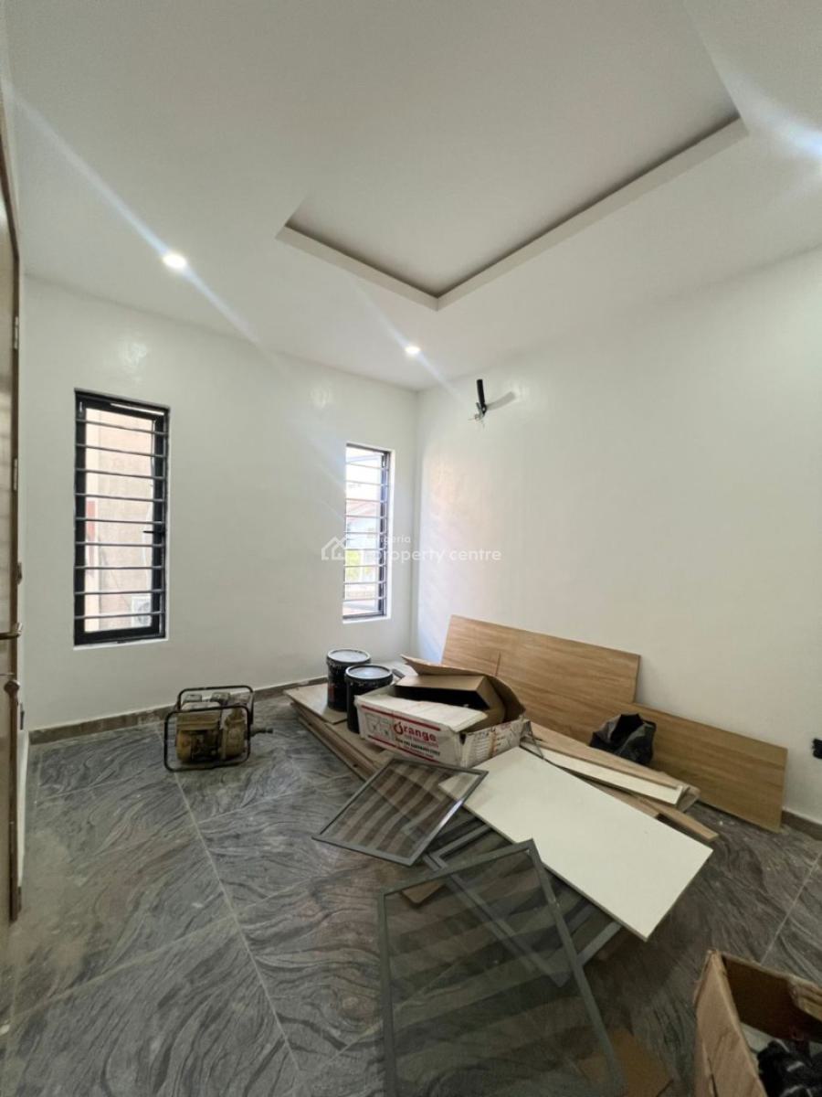 Lovely 2 Bedroom Serviced Apartment in a Secure Estate, Ologolo, Lekki, Lagos, Flat / Apartment for Sale