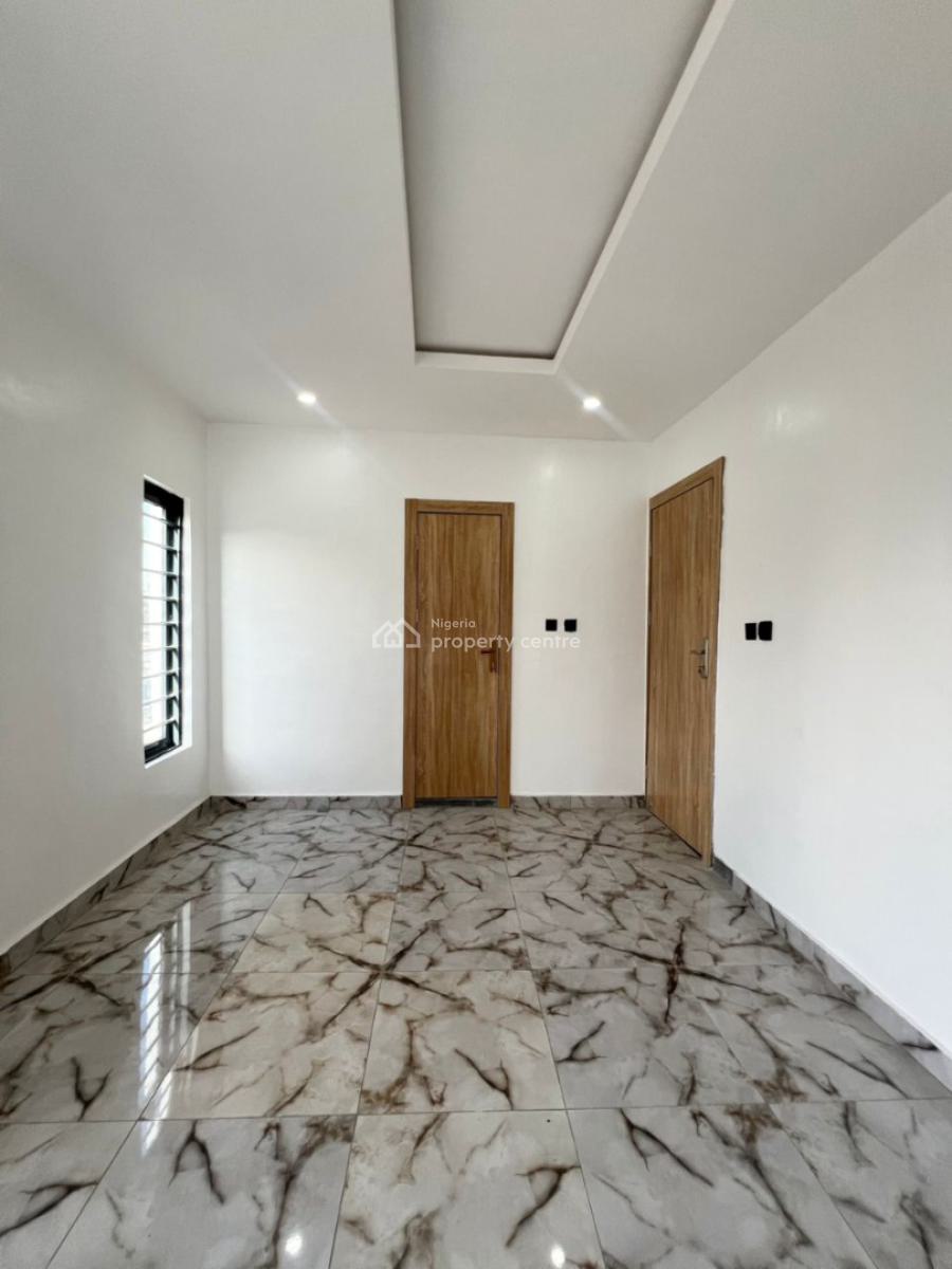 Lovely 2 Bedroom Serviced Apartment in a Secure Estate, Ologolo, Lekki, Lagos, Flat / Apartment for Sale