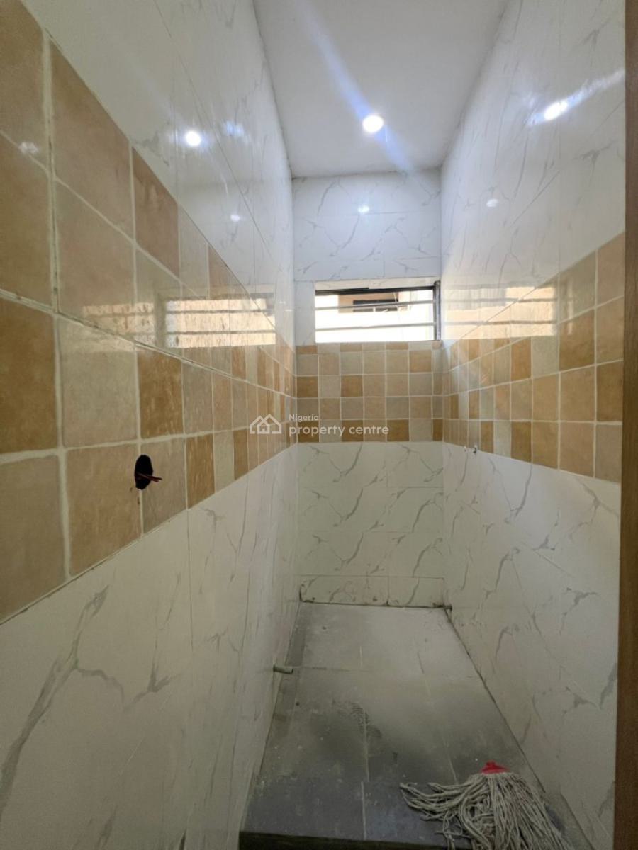 Lovely 2 Bedroom Serviced Apartment in a Secure Estate, Ologolo, Lekki, Lagos, Flat / Apartment for Sale