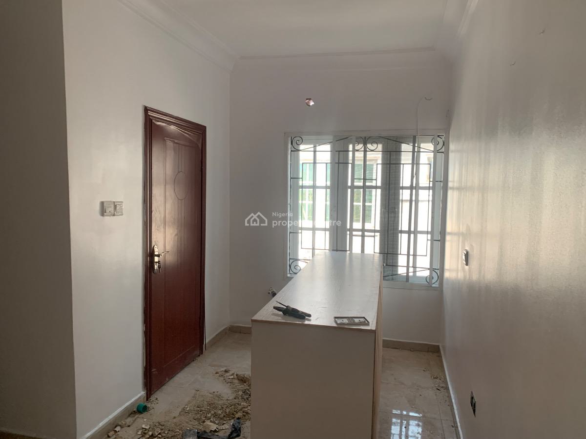 Self Contain (studio), Paradise 3 Estate, Chevron Drive, Lekki, Lagos, Self Contain (single Rooms) for Rent