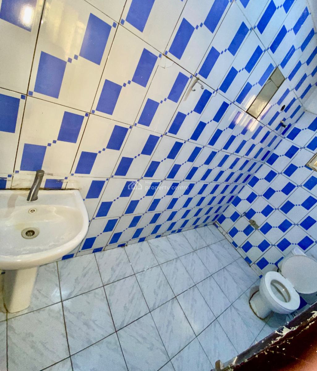 Very Massive and Spacious Three (3) Bedroom Detached House, Lokogoma District, Abuja, Detached Bungalow for Rent