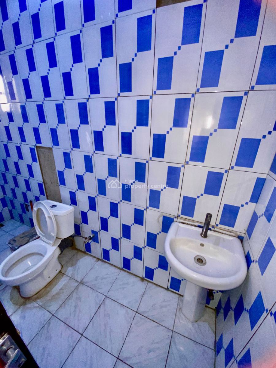 Very Massive and Spacious Three (3) Bedroom Detached House, Lokogoma District, Abuja, Detached Bungalow for Rent