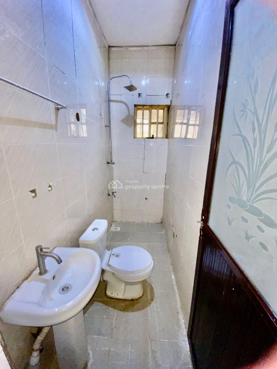 Very Massive and Spacious Three (3) Bedroom Detached House, Lokogoma District, Abuja, Detached Bungalow for Rent