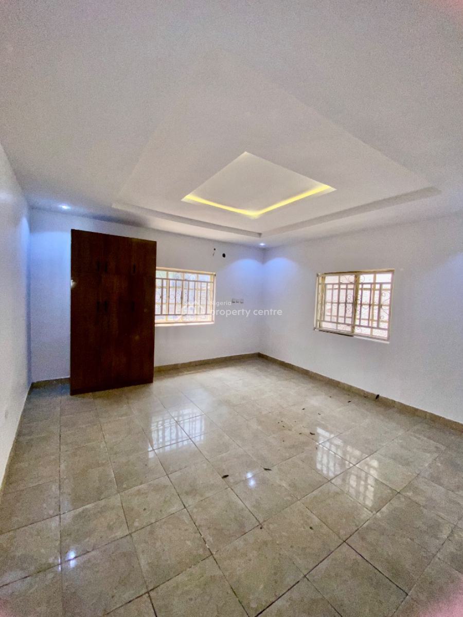 Very Massive and Spacious Three (3) Bedroom Detached House, Lokogoma District, Abuja, Detached Bungalow for Rent