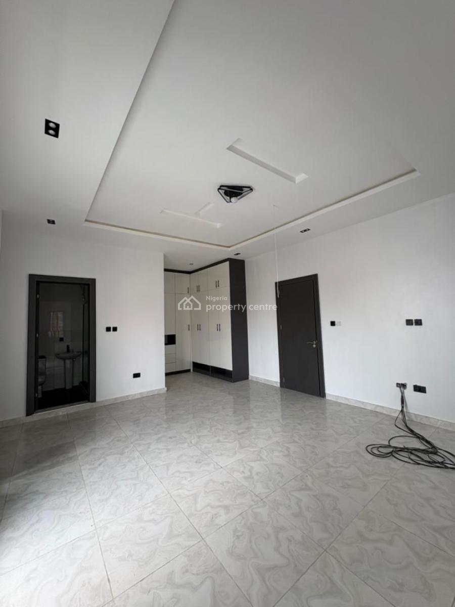 Well Built & Secure! 4-bedroom Semi-detached Duplex with Bq, Ajah, Lagos, Semi-detached Duplex for Sale