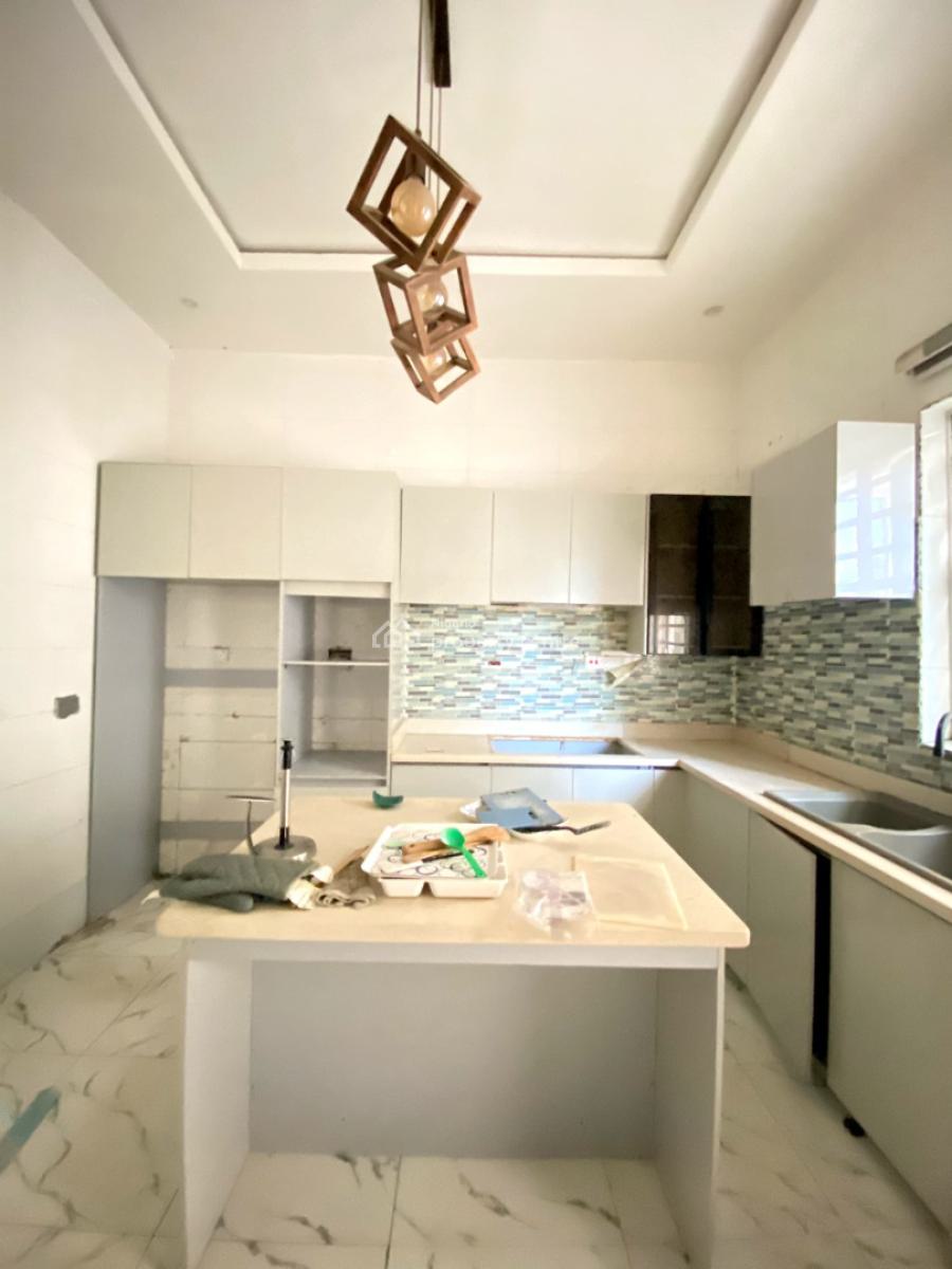 Classic 4 Bedroom Fully Detached Duplex in a Secure Estate, Orchid, Lekki, Lagos, Detached Duplex for Rent