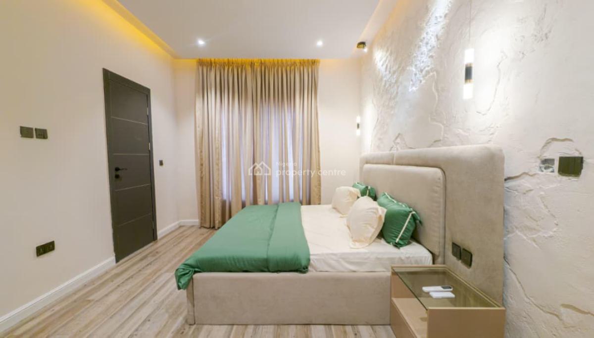 *holmeswood*  Brand New Smart Luxury 2 Bedroom Apartment with Swimming Pool, Lekki Phase 1, Lekki, Lagos, Detached Duplex Short Let