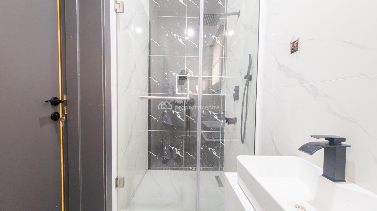 *holmeswood*  Brand New Smart Luxury 2 Bedroom Apartment with Swimming Pool, Lekki Phase 1, Lekki, Lagos, Detached Duplex Short Let