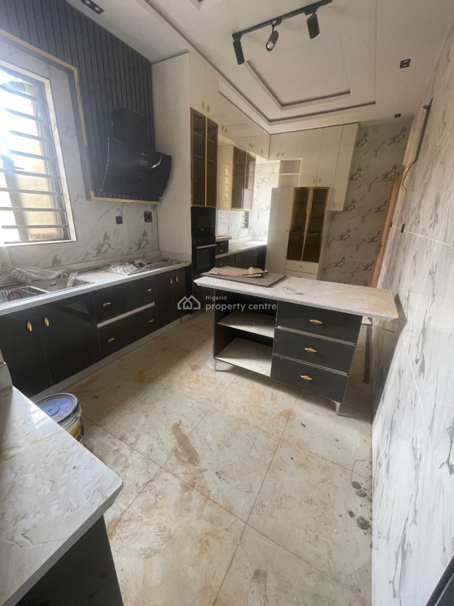4 Bedroom Duplex with Bq, Gra Phase 1, Magodo, Lagos, Terraced Duplex for Sale