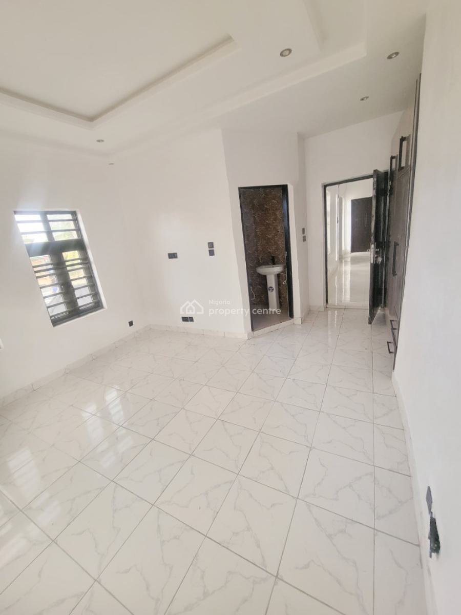 Sharp and Clean 3bedroom Apartment, Thomas Estate, Lekki, Lagos, Flat / Apartment for Rent
