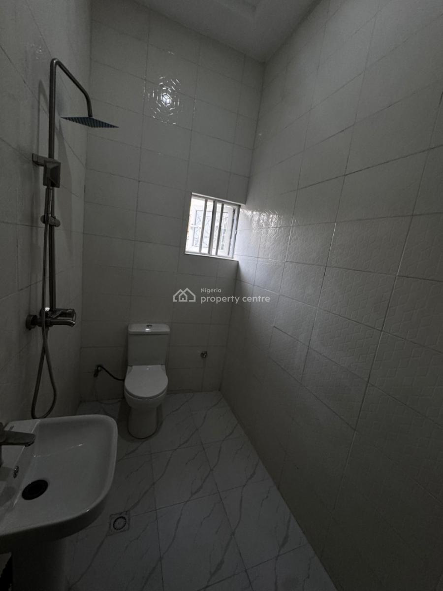 2 Bedroom Apartment, Dawaki, Gwarinpa, Abuja, Flat / Apartment for Rent