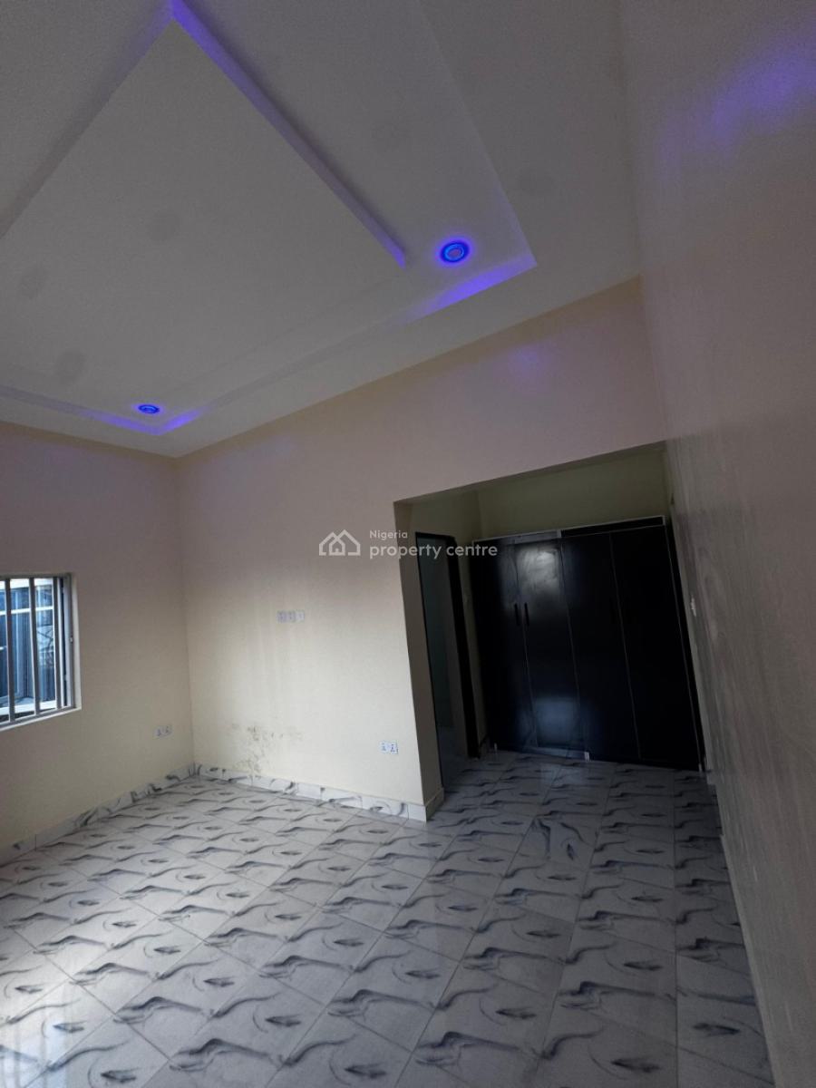 2 Bedroom Apartment, Dawaki, Gwarinpa, Abuja, Flat / Apartment for Rent