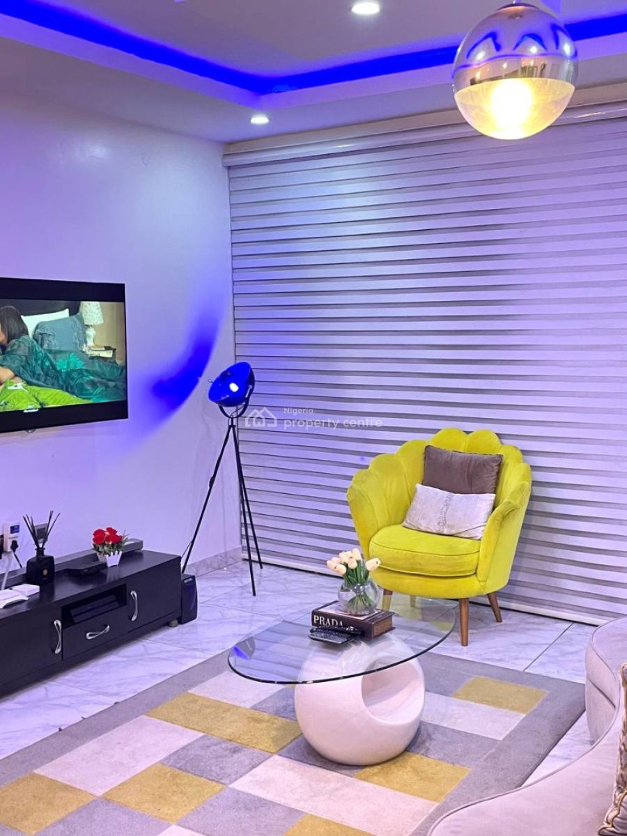 Fully Furnished 1 Bedroom Penthouse Apartment, Okun-ajah, Ajah, Lagos, Flat / Apartment for Rent