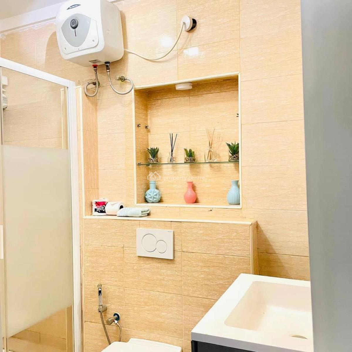 Fully Furnished 1 Bedroom Penthouse Apartment, Okun-ajah, Ajah, Lagos, Flat / Apartment for Rent