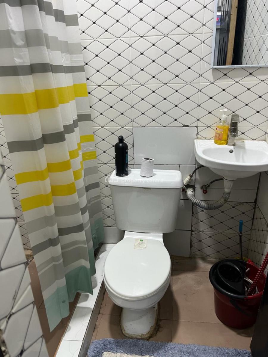 Neatly Used Furnished One Bedroom Apartment, Pedro Road, Gbagada, Lagos, Mini Flat (room and Parlour) for Rent
