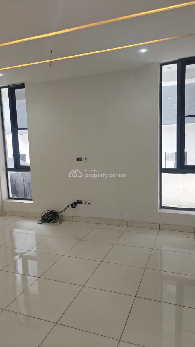 Brand New Fully Serviced 2 Bedroom Apartment, Off Gbangbala Street, Ikate Elegushi, Lekki, Lagos, Flat / Apartment for Sale