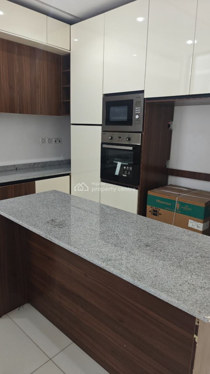 Brand New Fully Serviced 2 Bedroom Apartment, Off Gbangbala Street, Ikate Elegushi, Lekki, Lagos, Flat / Apartment for Sale