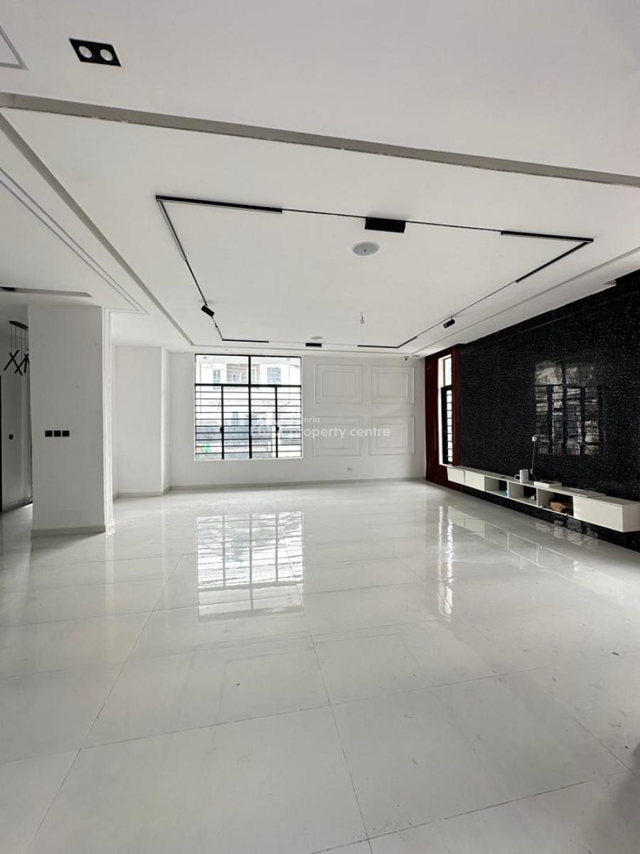 Exquisite Spacious 5 Bedroom Fully Detached Duplex with Bq and Pool ., 5 Bedroom in a Serene Environment with C of O , 2nd Toll Gate Lekki, Lekki, Lagos, Detached Duplex for Sale