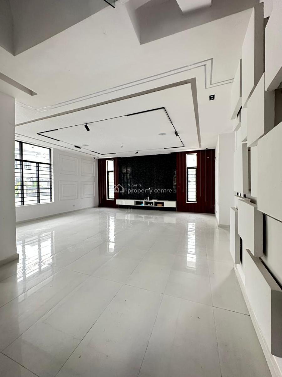 Exquisite Spacious 5 Bedroom Fully Detached Duplex with Bq and Pool ., 5 Bedroom in a Serene Environment with C of O , 2nd Toll Gate Lekki, Lekki, Lagos, Detached Duplex for Sale