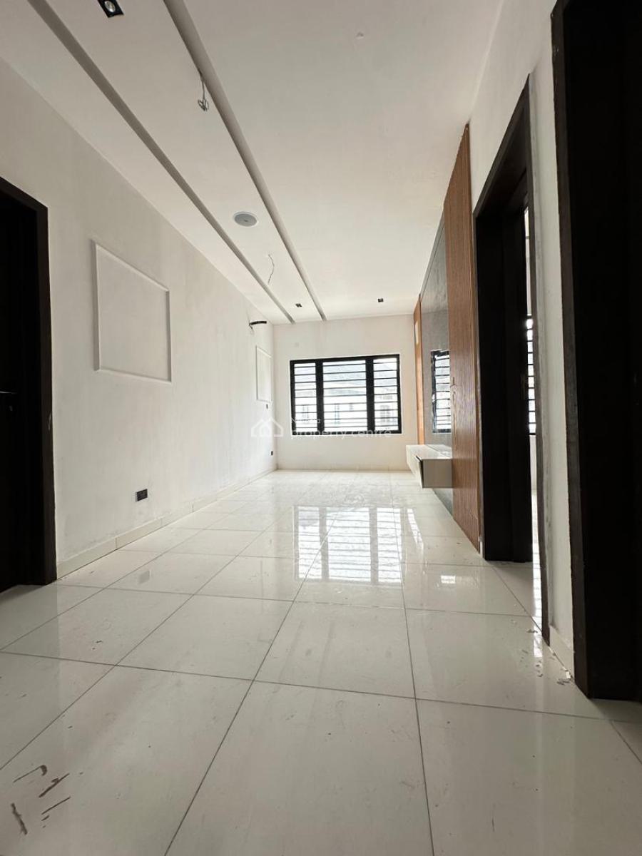 Exquisite Spacious 5 Bedroom Fully Detached Duplex with Bq and Pool ., 5 Bedroom in a Serene Environment with C of O , 2nd Toll Gate Lekki, Lekki, Lagos, Detached Duplex for Sale