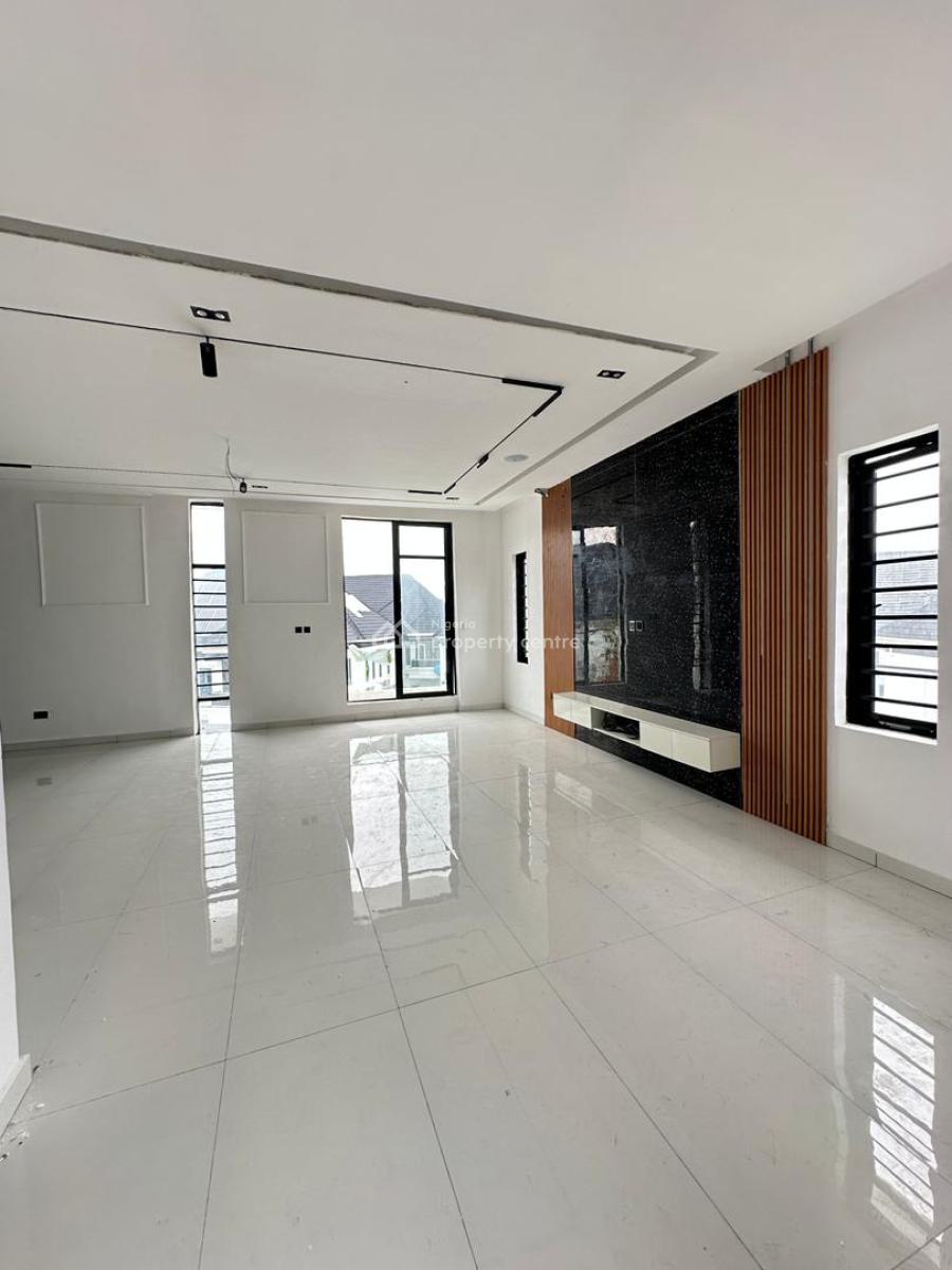 Exquisite Spacious 5 Bedroom Fully Detached Duplex with Bq and Pool ., 5 Bedroom in a Serene Environment with C of O , 2nd Toll Gate Lekki, Lekki, Lagos, Detached Duplex for Sale