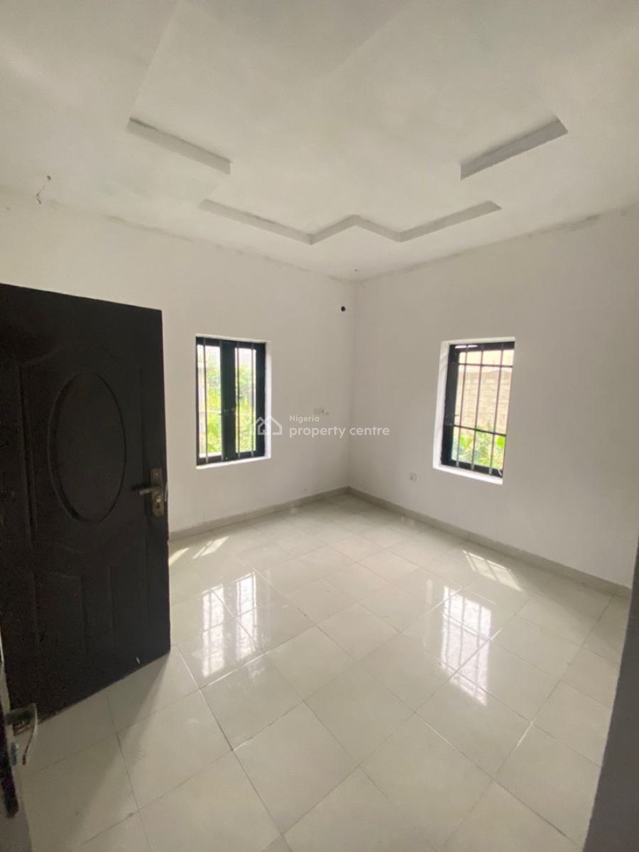 Clean and Spacious 2 Bedroom Apartment, Ogidan, Sangotedo, Ajah, Lagos, Flat / Apartment for Rent