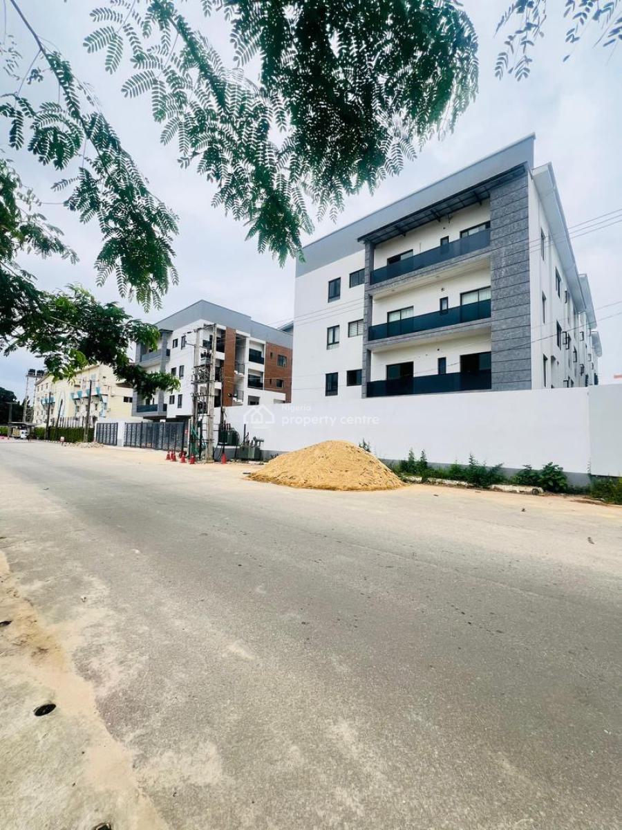 Eye Catchy Built 3 Bedroom Apartment in Haven Location + Pool & Gym, Ikeja Gra, Ikeja, Lagos, Flat / Apartment for Sale