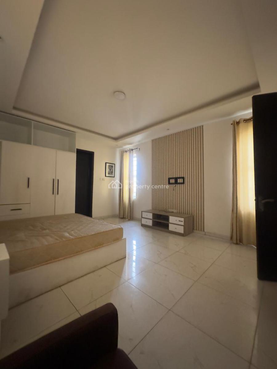 Neatly Built 3 Bedroom Apartment, Ikate, Lekki, Lagos, Flat / Apartment for Sale