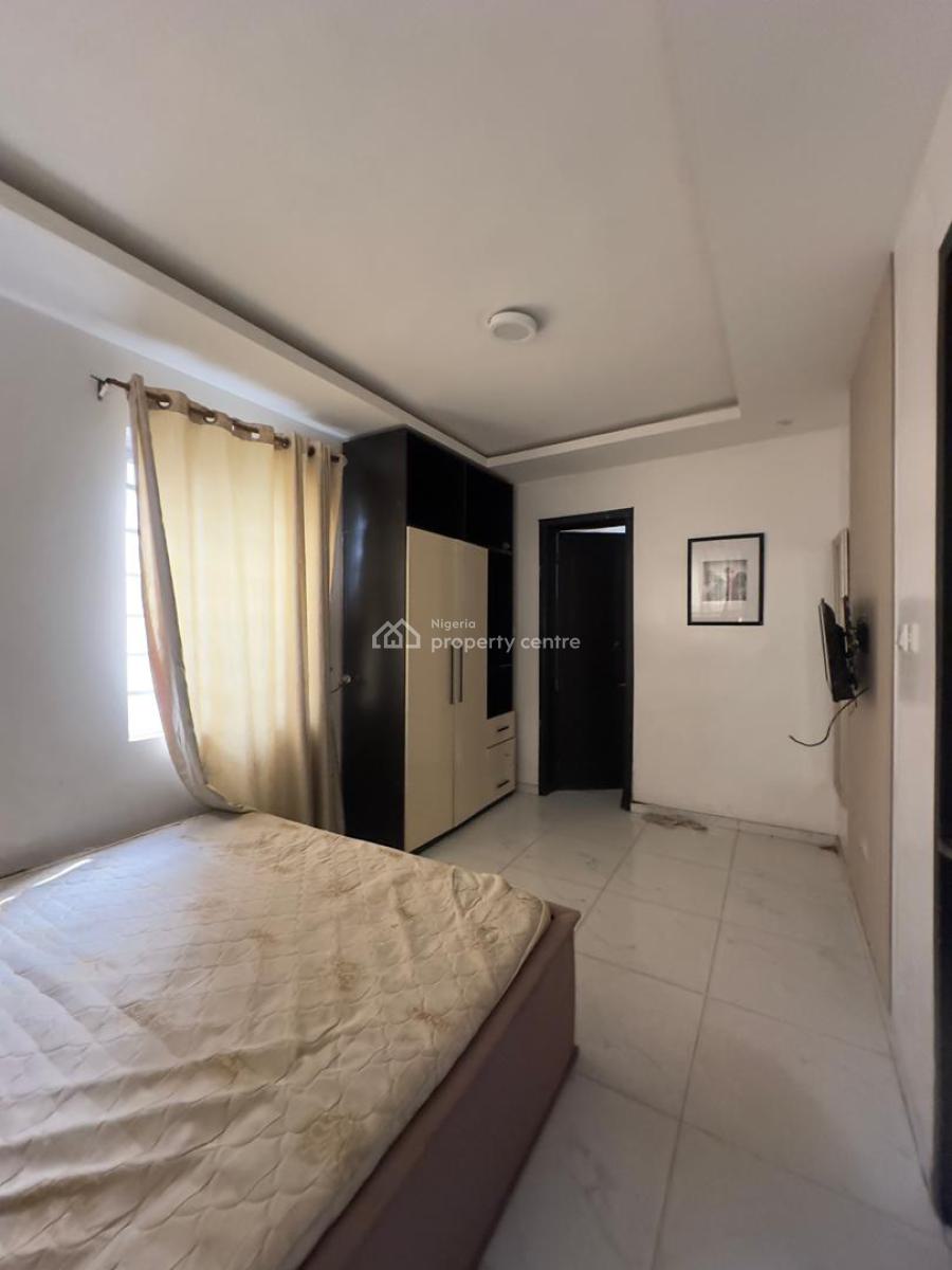 Neatly Built 3 Bedroom Apartment, Ikate, Lekki, Lagos, Flat / Apartment for Sale