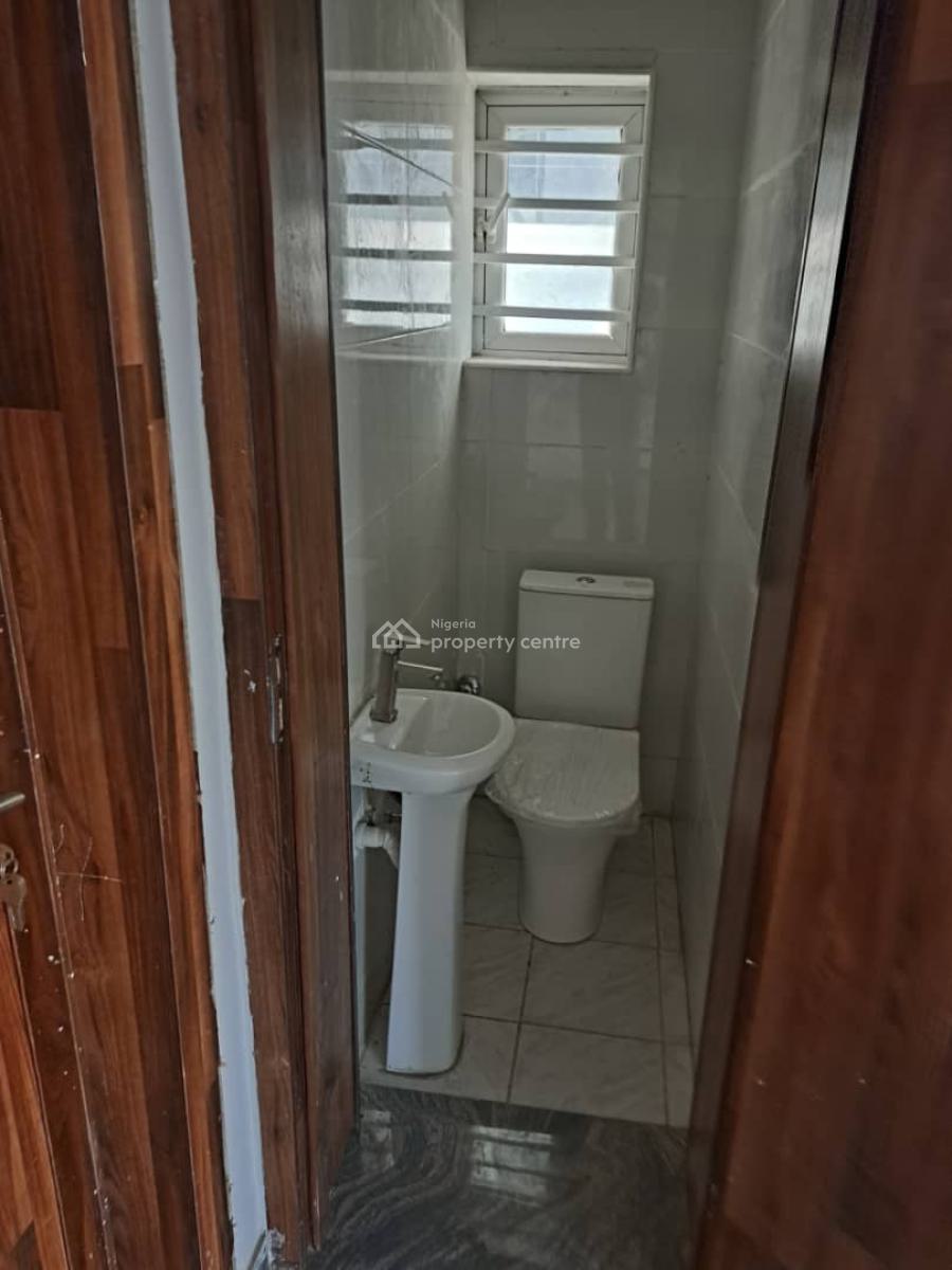 a Neatly and Massively Built 5 Bedroom Fully Detached Duplex and a Bq, Osapa, Lekki, Lagos, Detached Duplex for Rent