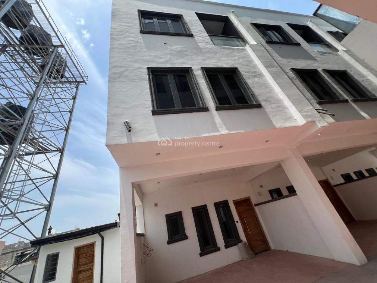 Brand 3 Bedroom Terrace Duplex, Ologolo, Lekki, Lagos, Terraced Duplex for Sale