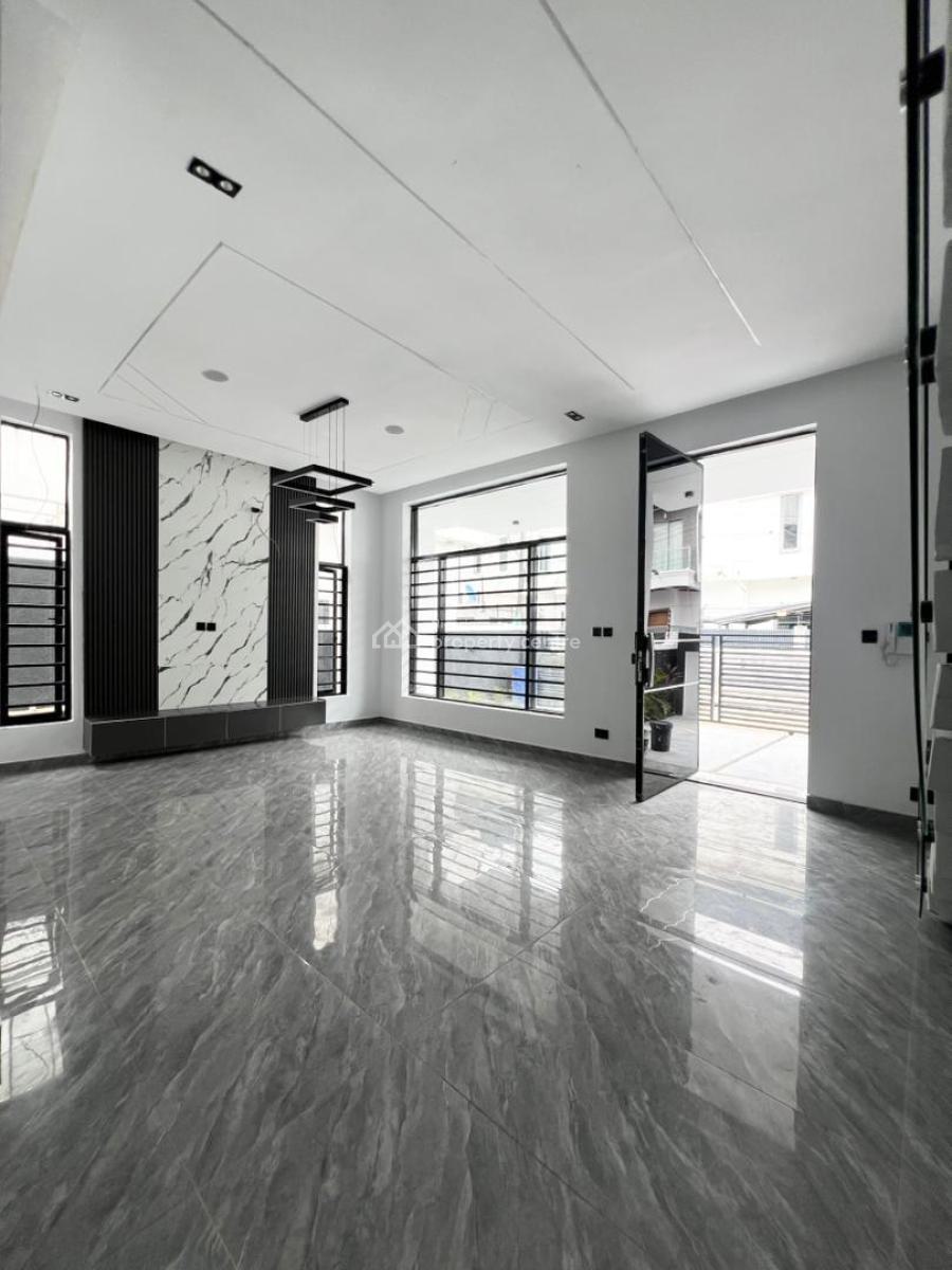 4 Bedrooms Semi Detached with Bq, Ikota, Lekki, Lagos, Semi-detached Duplex for Sale